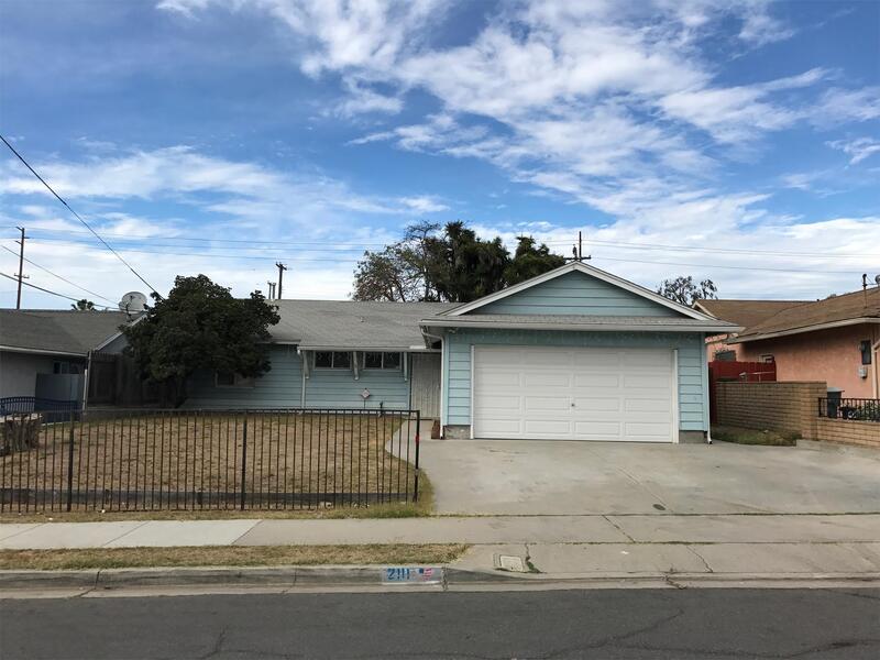 Photo - 2111 Melrose St
