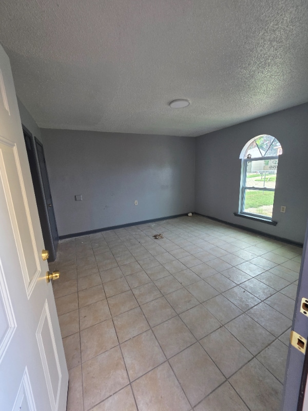 Photo - 7831 Sail St