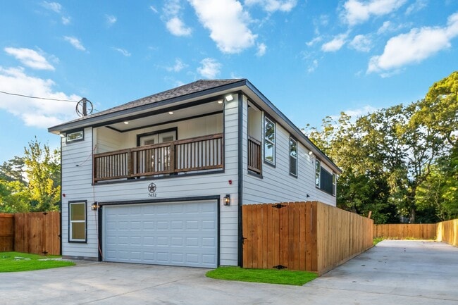 Photo - ? Spacious 4BR / 3.5BA Single-Family Home – Move-In Ready! ?