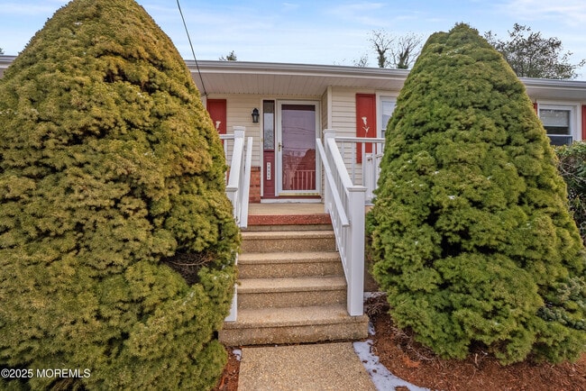 221 Belmar Ave