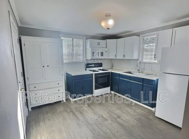 Photo - 2425 Ernest St