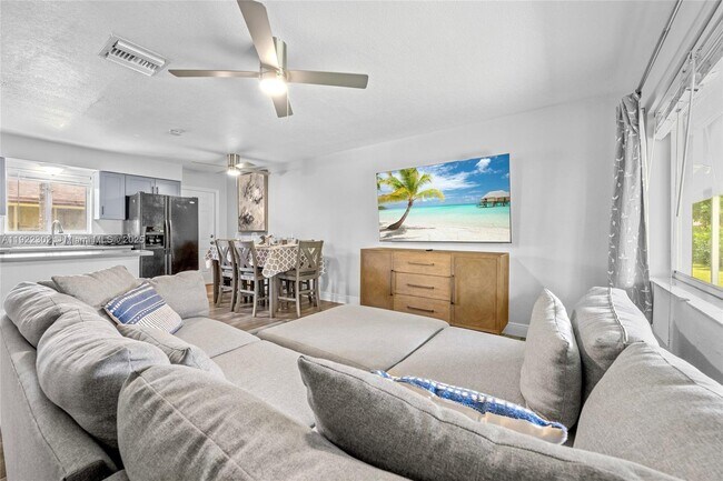 Photo - 1208 NE 5th Ave Unit 1