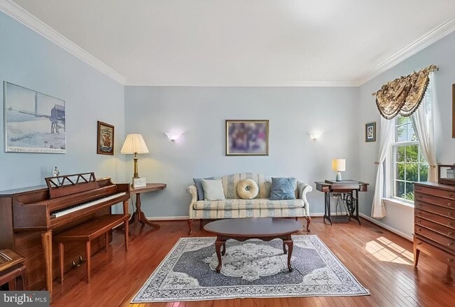 Photo - 14532 Jansbury St