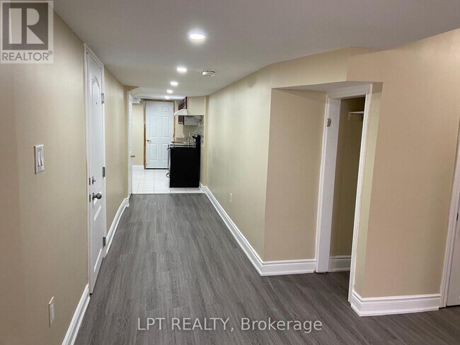 Photo - 93 Templehill Rd