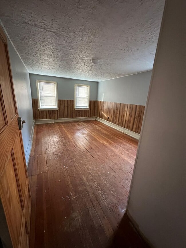 Photo - **Coming Soon!** Spacious Home with Large Patio, Huge Kitchen & Convenient Location!