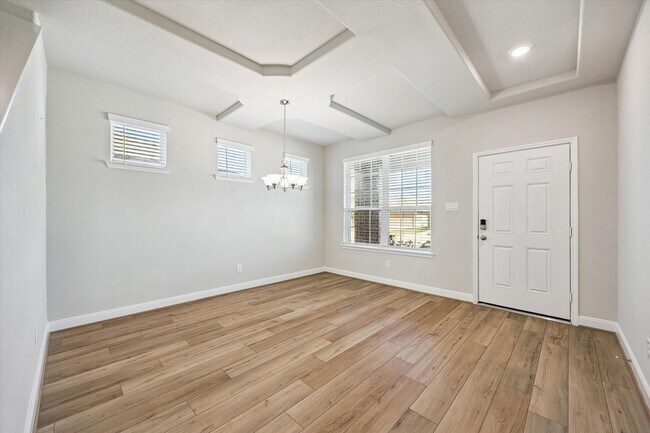 Photo - 906 Barstow Dr