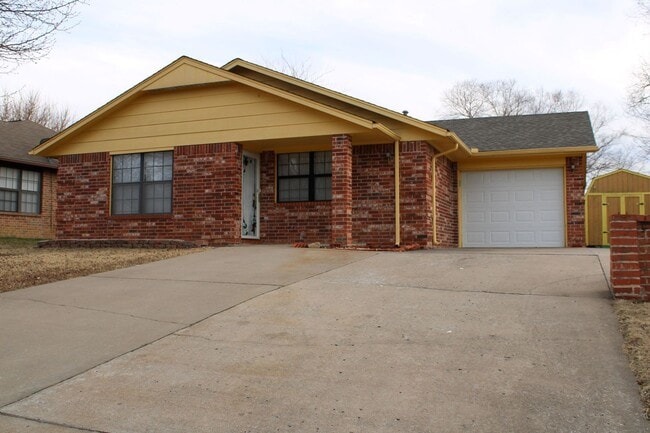 Photo - Newly Updated With Fresh Paint, Flooring & Countertops Throughout!