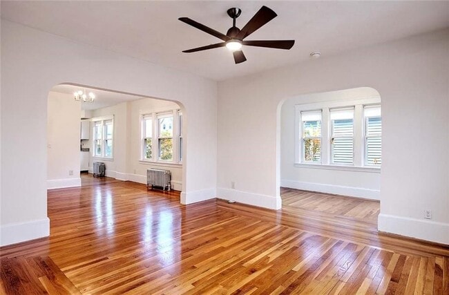 Photo - 127 Evergreen St