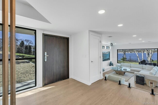 Photo - 10 Bay View Dr