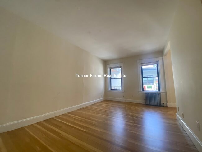 Photo - 373 Harvard St Unit 6