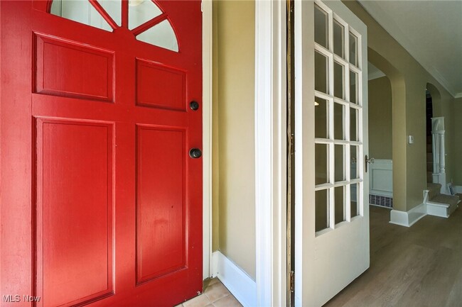 Photo - 3221 Killian Rd