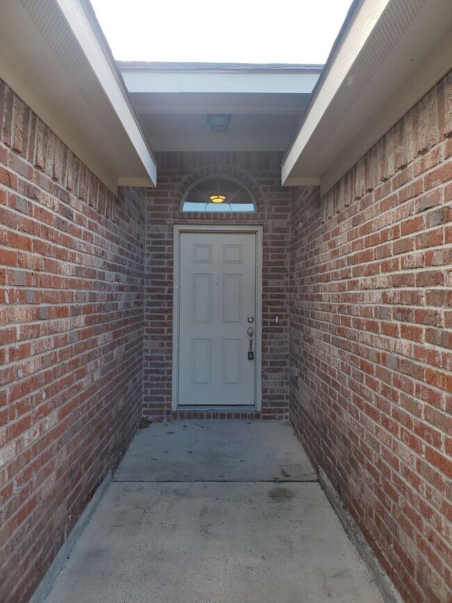 10925 Hawks Landing Rental House Rental in Haslet, TX