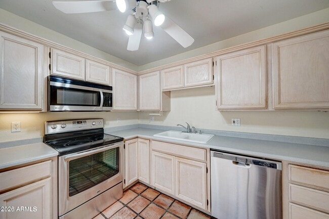 Photo - 616 E Manzanita Dr