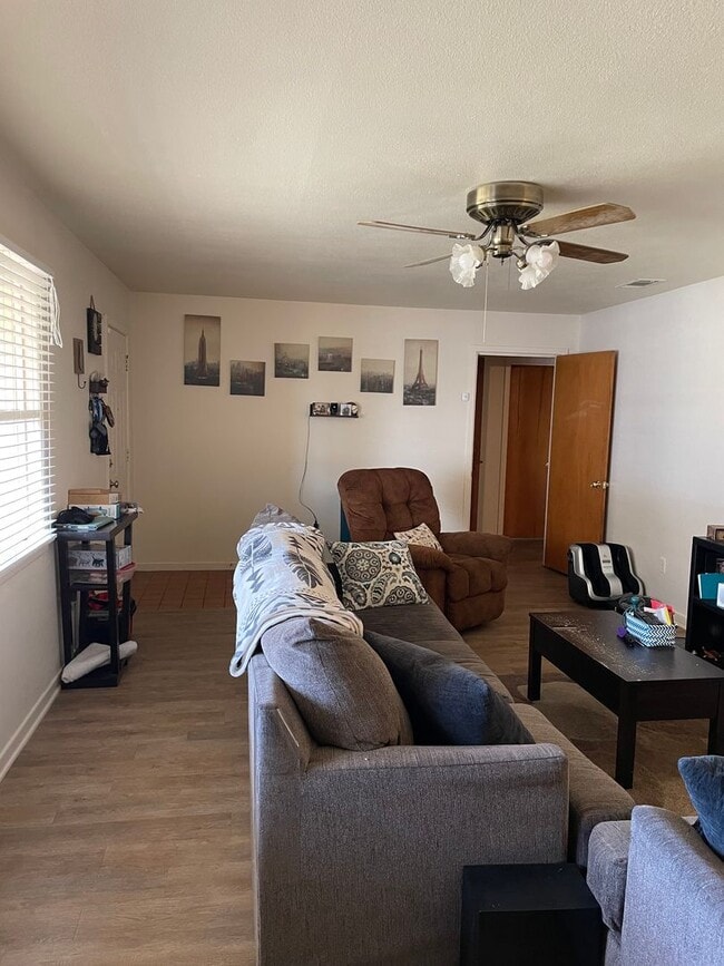 Photo - 3811 28th St