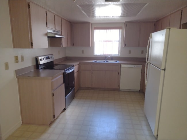 Photo - 7429 Mead Dr Unidad 7429 Mead Drive