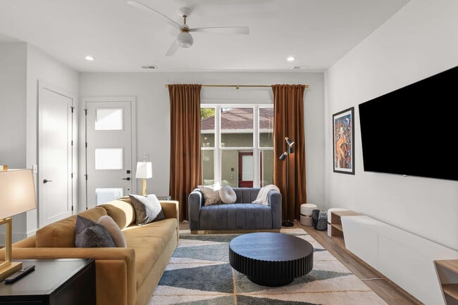 Photo - 1315 16th Ave S Unidad ID1382979P