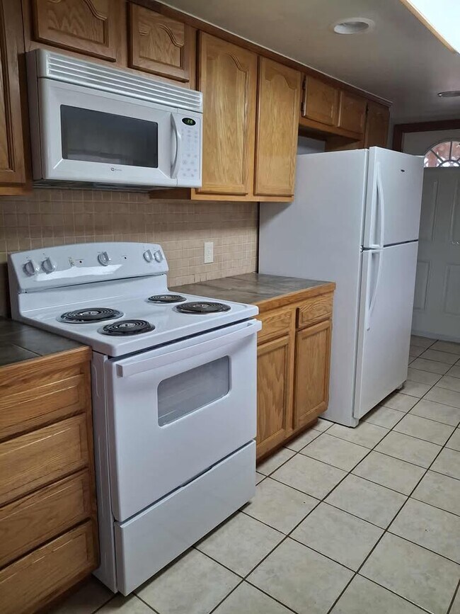 Photo - 79 Harris St