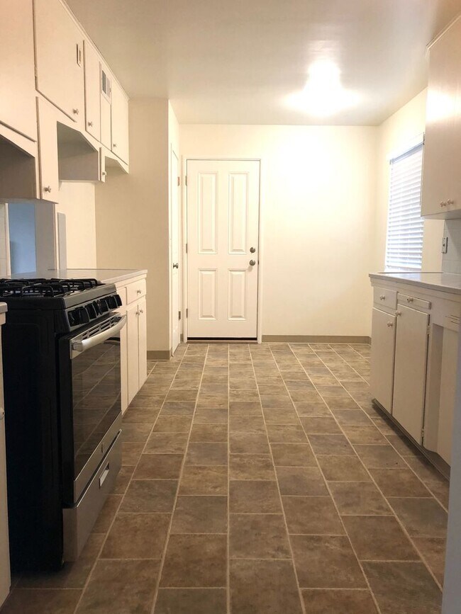 Turlock Charmer newly remodeled Rental House Rental in Turlock, CA