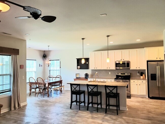 Photo - 148 Poplar Branch Way