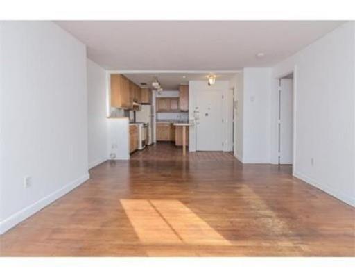 Building Photo - 280 Beacon St Unit 8