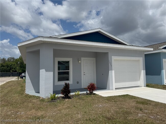 Photo - 1517 Las Villas Blvd House