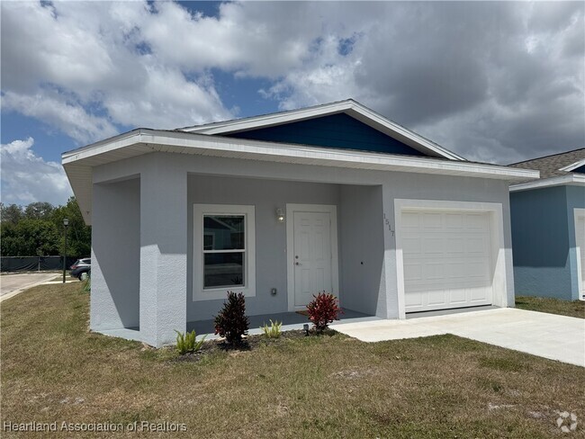 Building Photo - 1517 Las Villas Blvd Rental