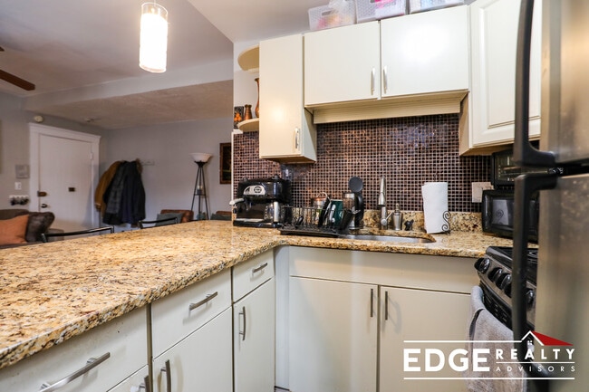 Photo - 120A Lanark Rd