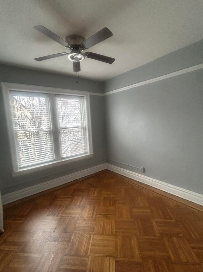 Photo - 173 W 48th St Unit 6