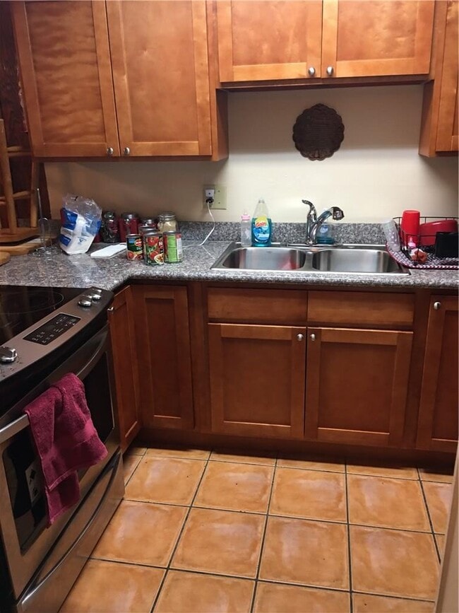 Photo - 2618 Bessemer St