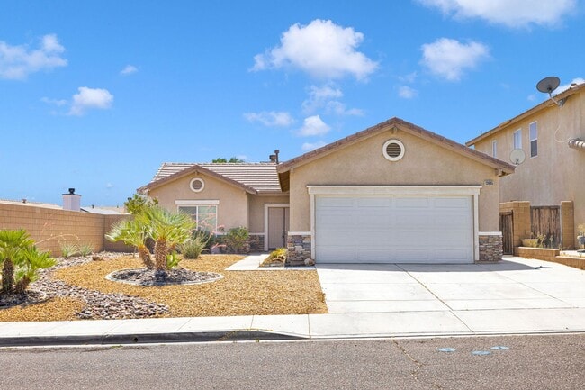 Building Photo - 13085 Camden Ln