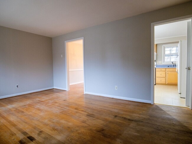 Photo - 4-Bedroom Home in Midlothian