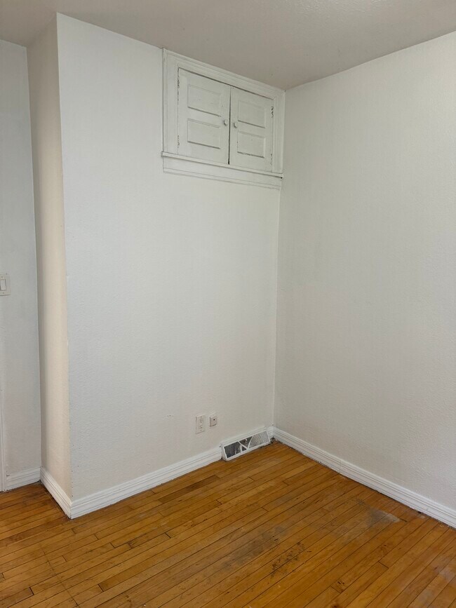 Photo - 3350 N Richards St