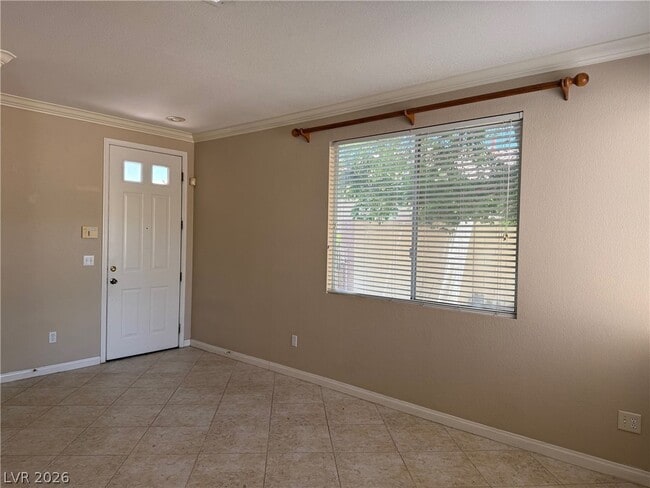 Photo - 301 Jacaranda Arbor St