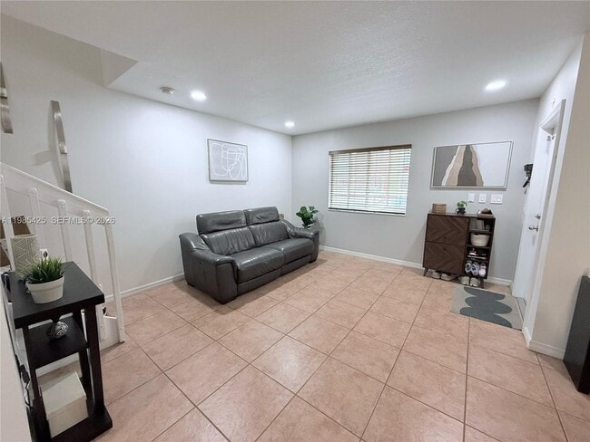 Photo - 7255 NW 173rd Dr