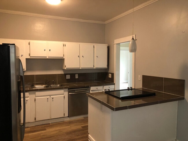 Photo - 5410 NE 32nd Pl. Unit Lower