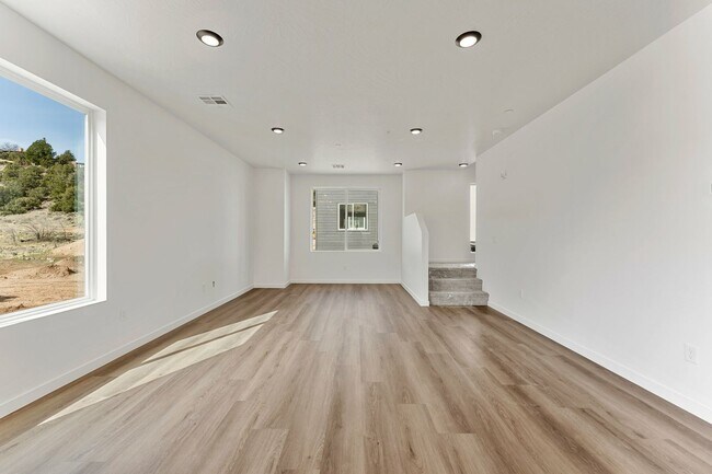 Photo - Great Cedar City Townhome In A Convenient Neighborhood