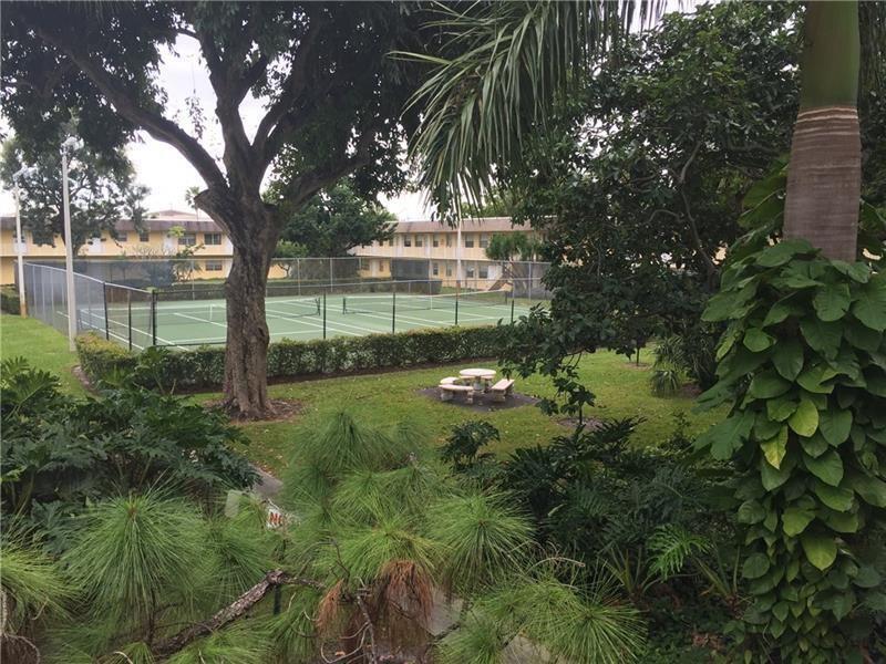 Photo - 5192 NE 6th Ave Unit 820