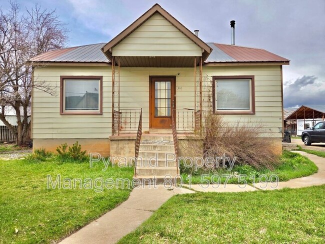Photo - 145 300 W House
