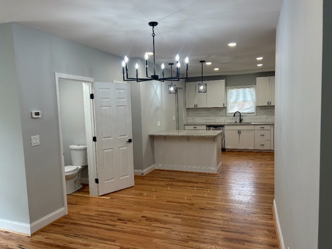 Photo - 127 Meridian St