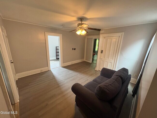 Photo - 334 4th St Unit 3
