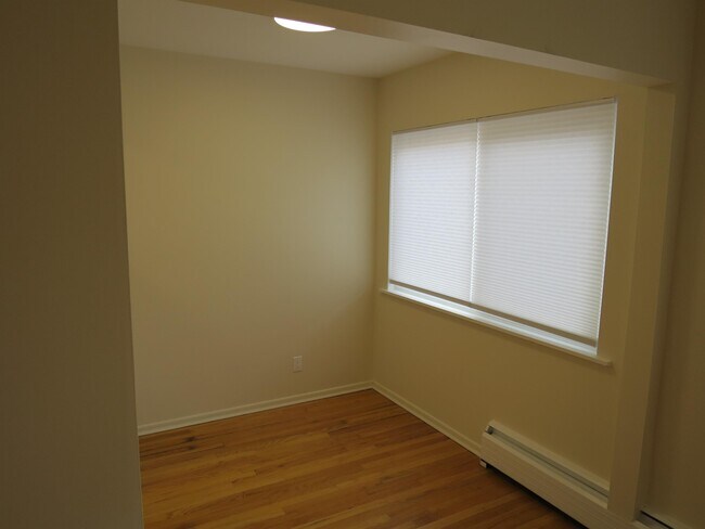 2150 Cadboro Bay Rd Unit 24