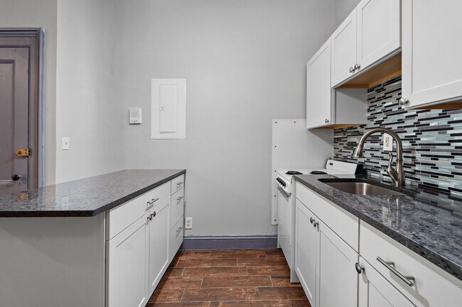 Photo - 128 Washington St Unit 3R