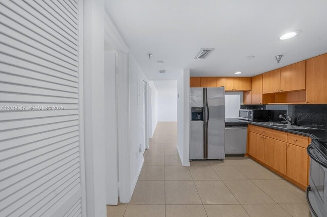 Photo - 2400 SW 3rd Ave Unit 706