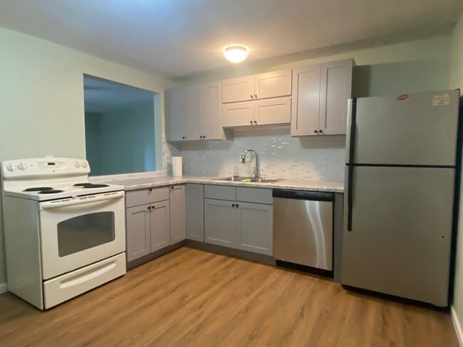 Photo - Updated 2 bedroom in South Daytona