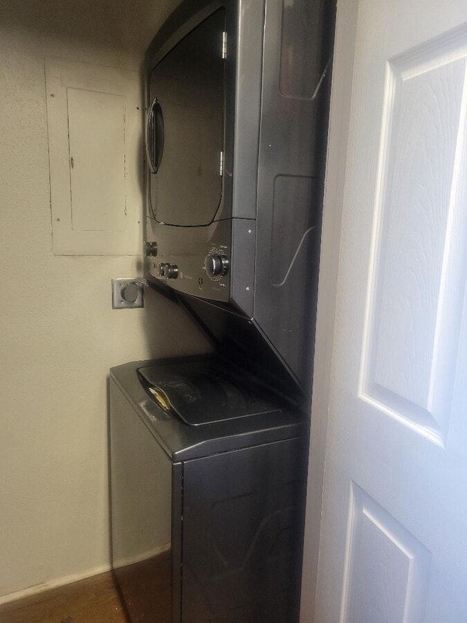 Photo - 9550 Deering Dr Unit 305