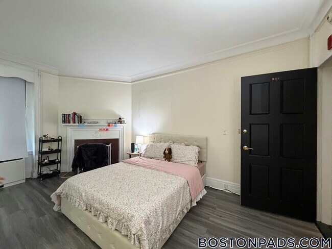 Photo - 62 Boylston St Unidad 921