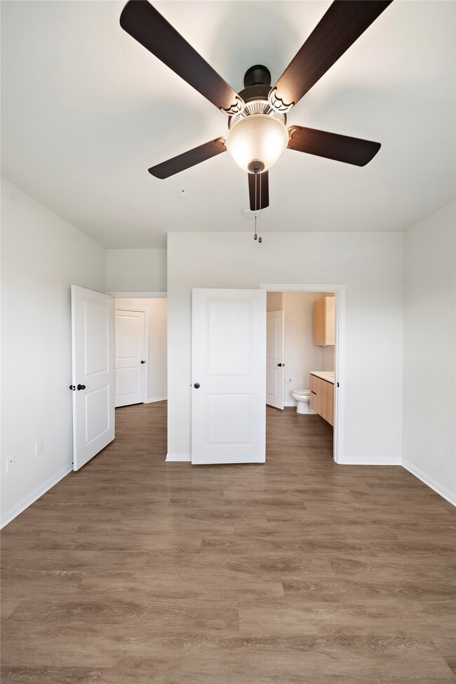 Photo - 17000 Bissonnet St Unit B1.1038