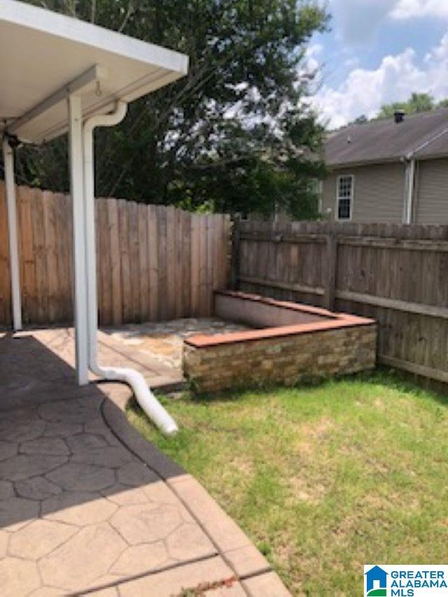 Photo - 1557 Applegate Ln