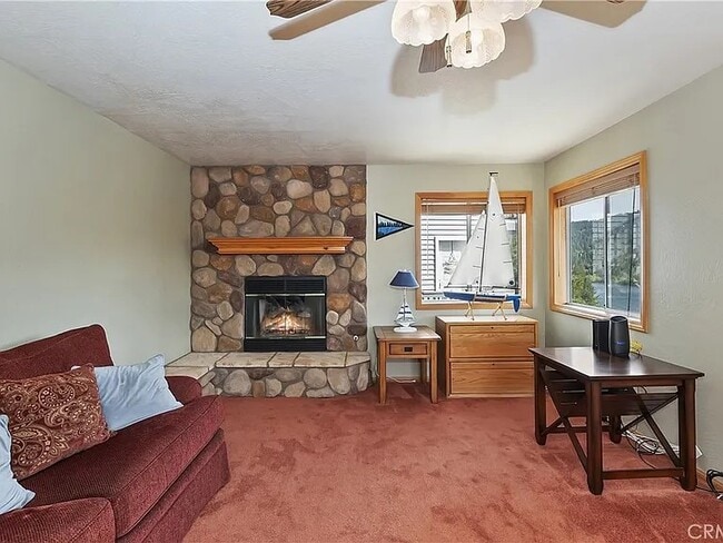 Photo - 262 Delle Dr