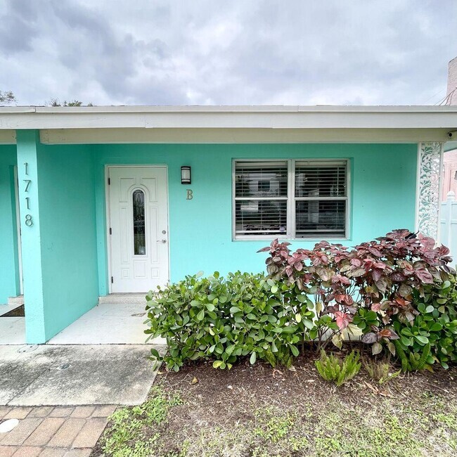 Building Photo - 1718 Mercer Ave Rental